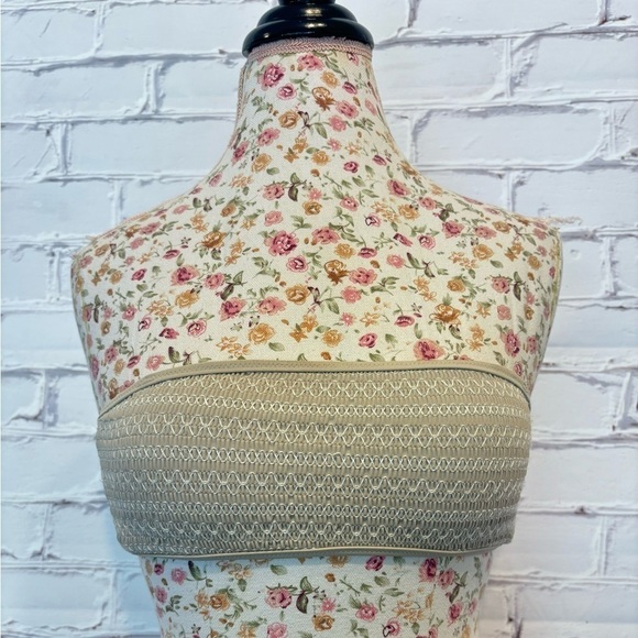 Aerie Cream Padded Smocked and Back Closure Swim Tube Top - NWOT - XS - Picture 1 of 4